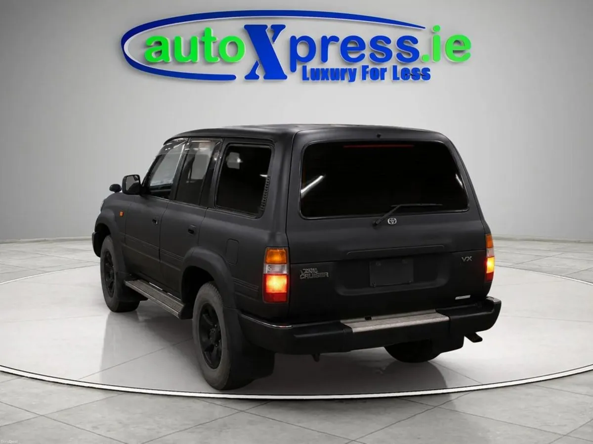 Toyota Land Cruiser Amazon 4.2 Diesel 4WD VX LIMIT - Image 3