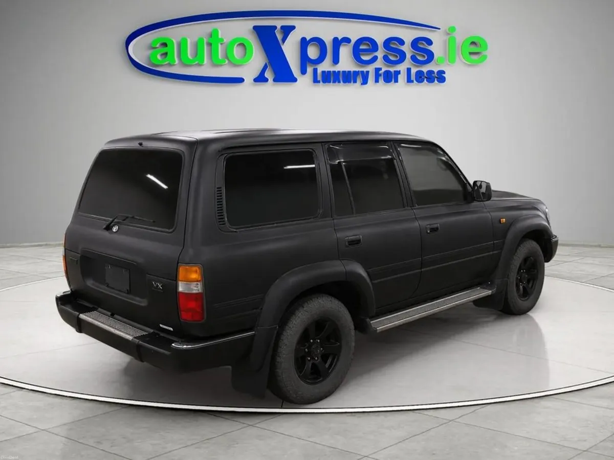 Toyota Land Cruiser Amazon 4.2 Diesel 4WD VX LIMIT - Image 5