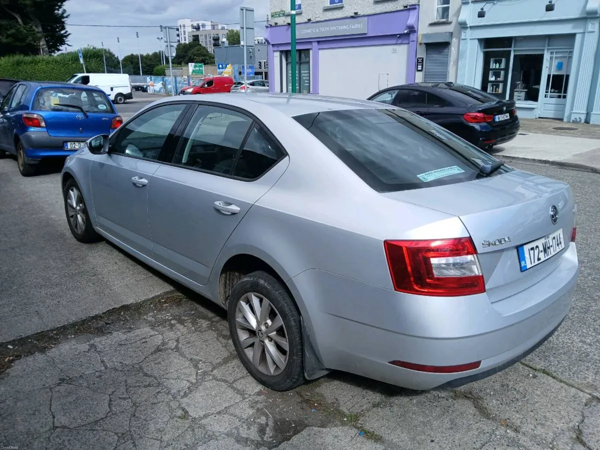 Skoda octavia 1 Litre petrol TSI Face Lift model - Image 3