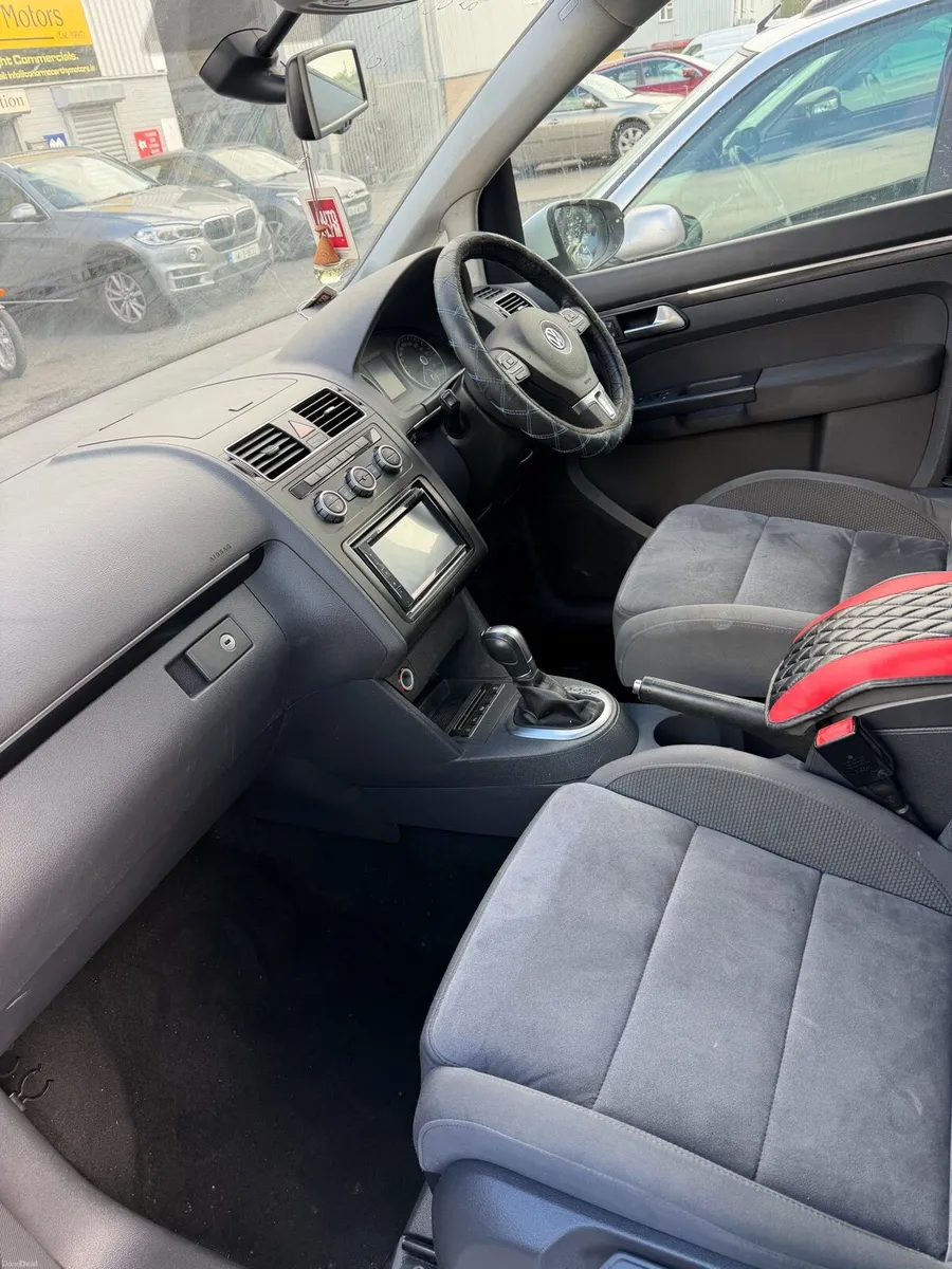 2015 VW Touran 1.4 Tsi Automatic low miles - Image 6