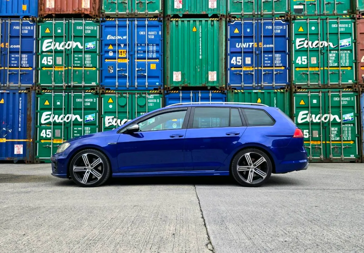 2015 - VW Golf R Variant - 2.0 TSI 4 Motion - Image 3