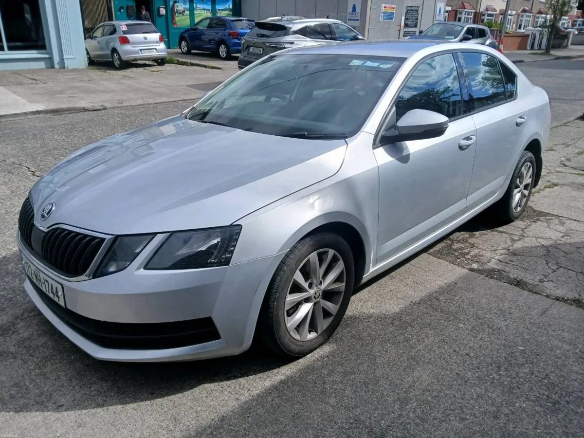 Skoda octavia 1 Litre petrol TSI Face Lift model - Image 1