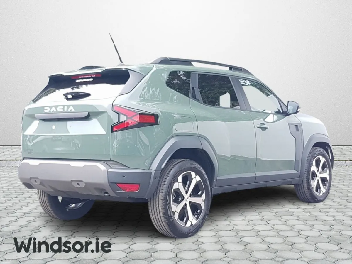 Dacia Duster Journey HEV 155 ** €2k scrappage **** - Image 2