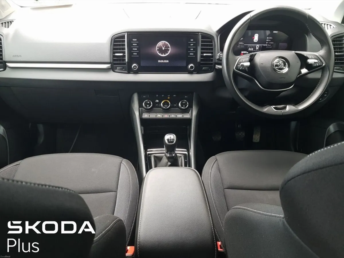 Skoda Karoq SELECTION 2.0TDI 115HP - Image 2