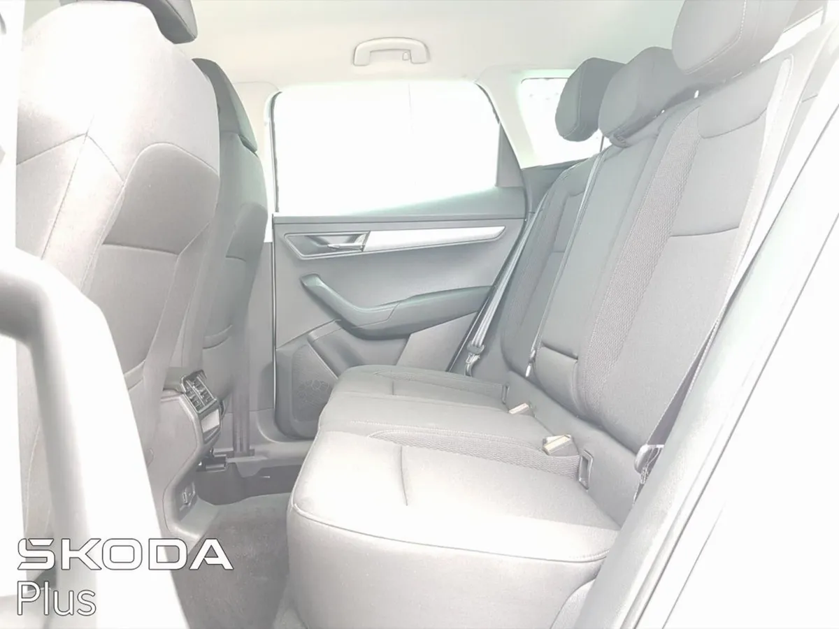 Skoda Karoq SELECTION 2.0TDI 115HP - Image 6