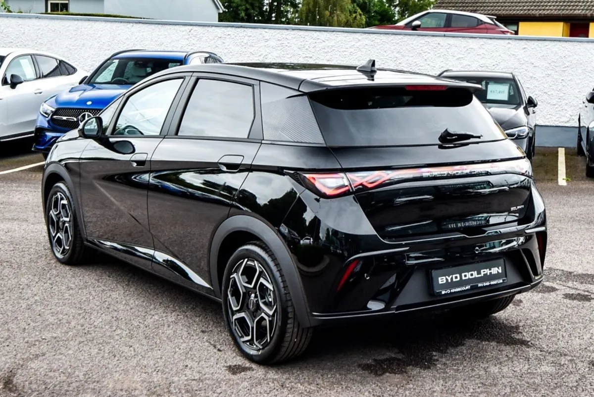 BYD DOLPHIN Design 427km Range LAST AVAILABLE - Image 4