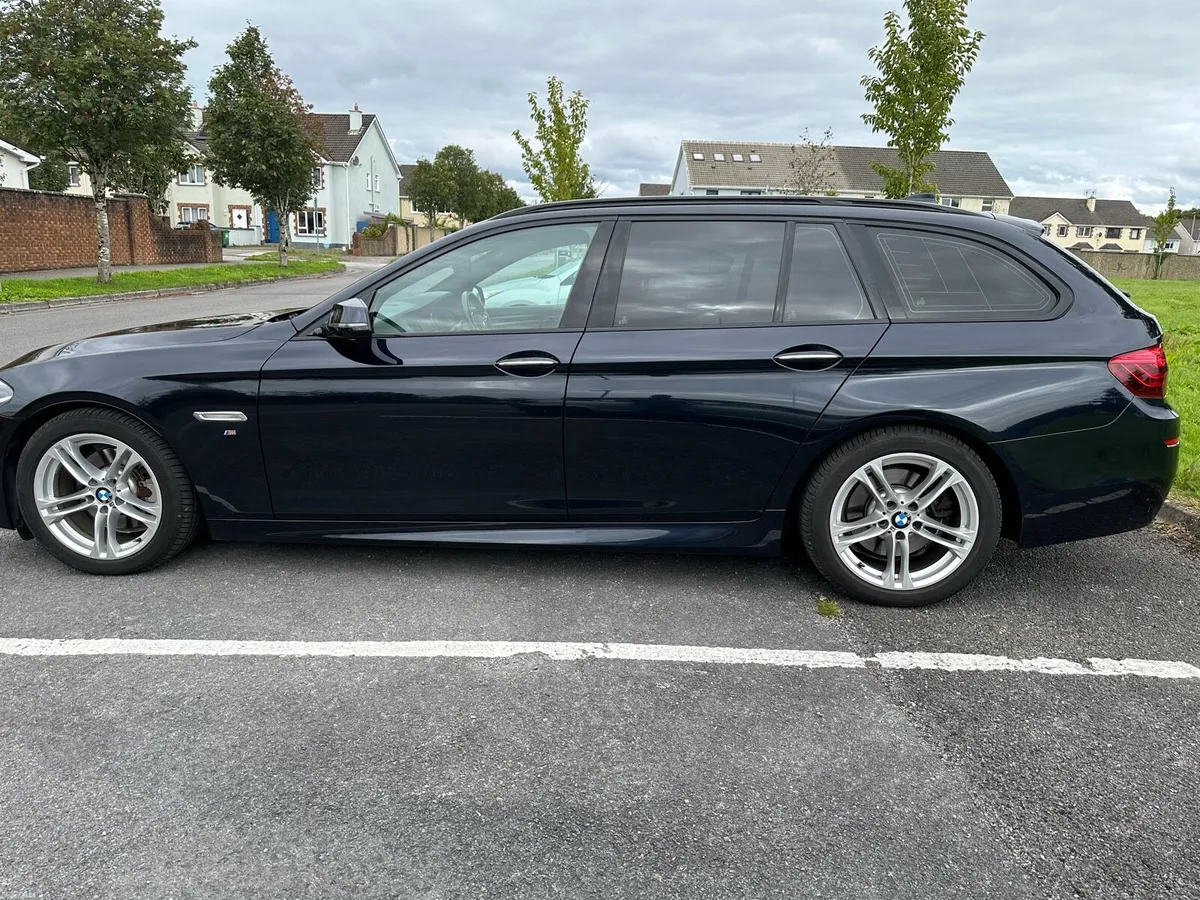 BMW 5 Series M Sport Touring - Image 2