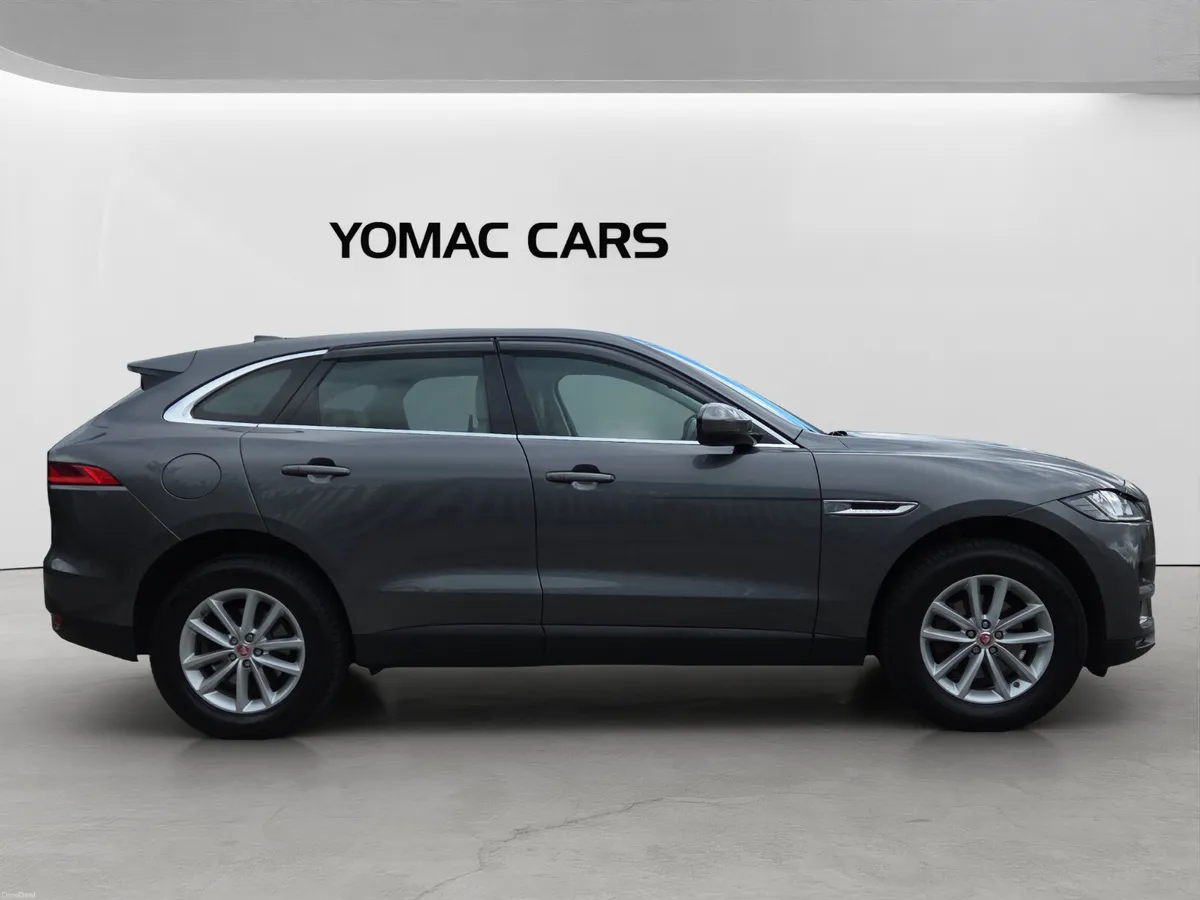 JAGUAR F PACE 2.0D PRESTIGE - Image 2