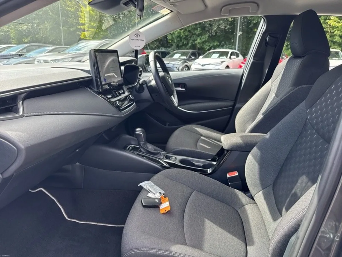 Toyota Corolla COROLLA HYBRID LUNA SALOON - Image 6