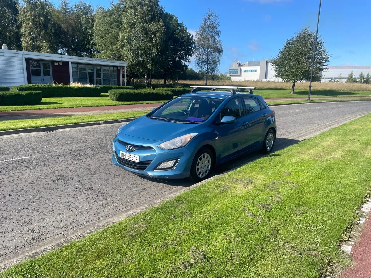 HYUNDAI I30 1.4 FRESH NCT 9/27 TAX 1/27 - Image 6