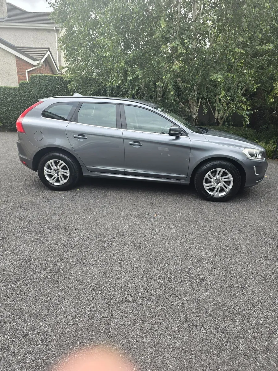 Volvo XC60 2015 - Image 1
