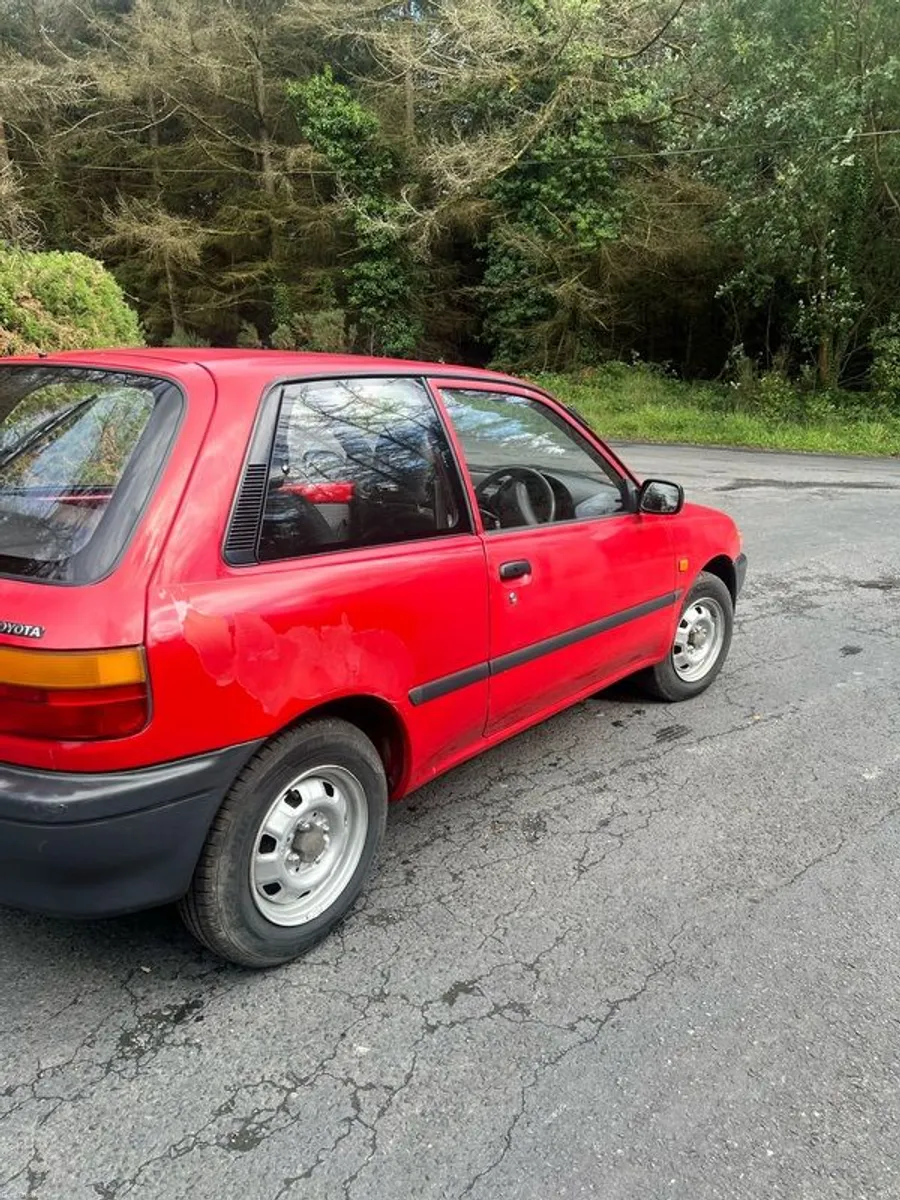 1995 Toyota Starlet - Image 4