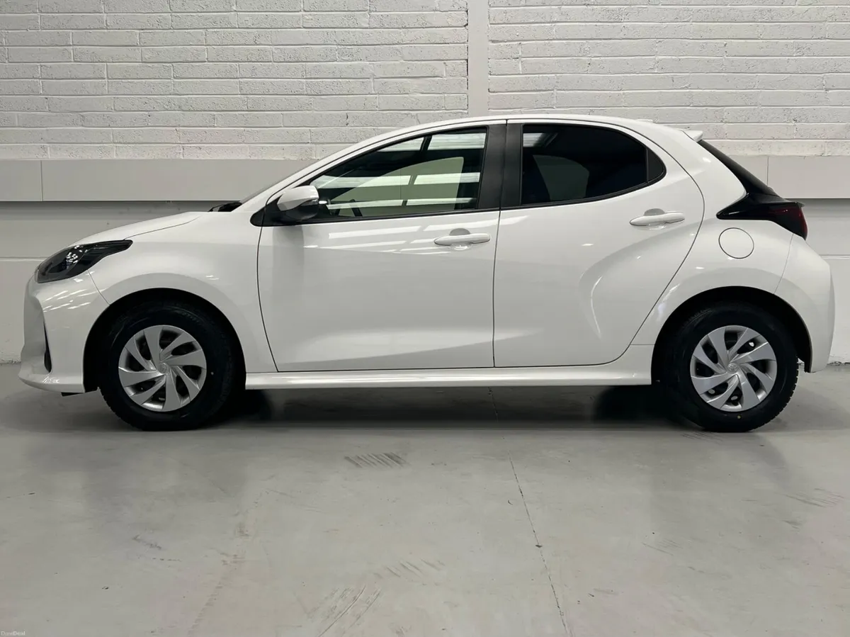 Toyota Yaris Luna 1.5 Petrol Hybrid 116Bhp Auto - Image 4