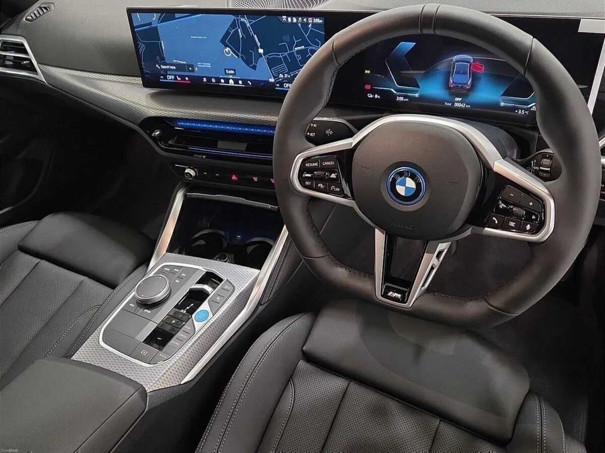 BMW i4 eDrive35 M Sport - Image 6