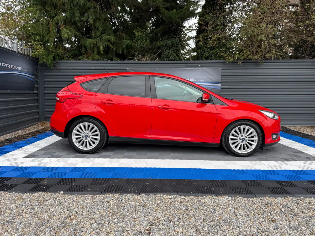 Ford Focus 2017 AUTO - Image 5