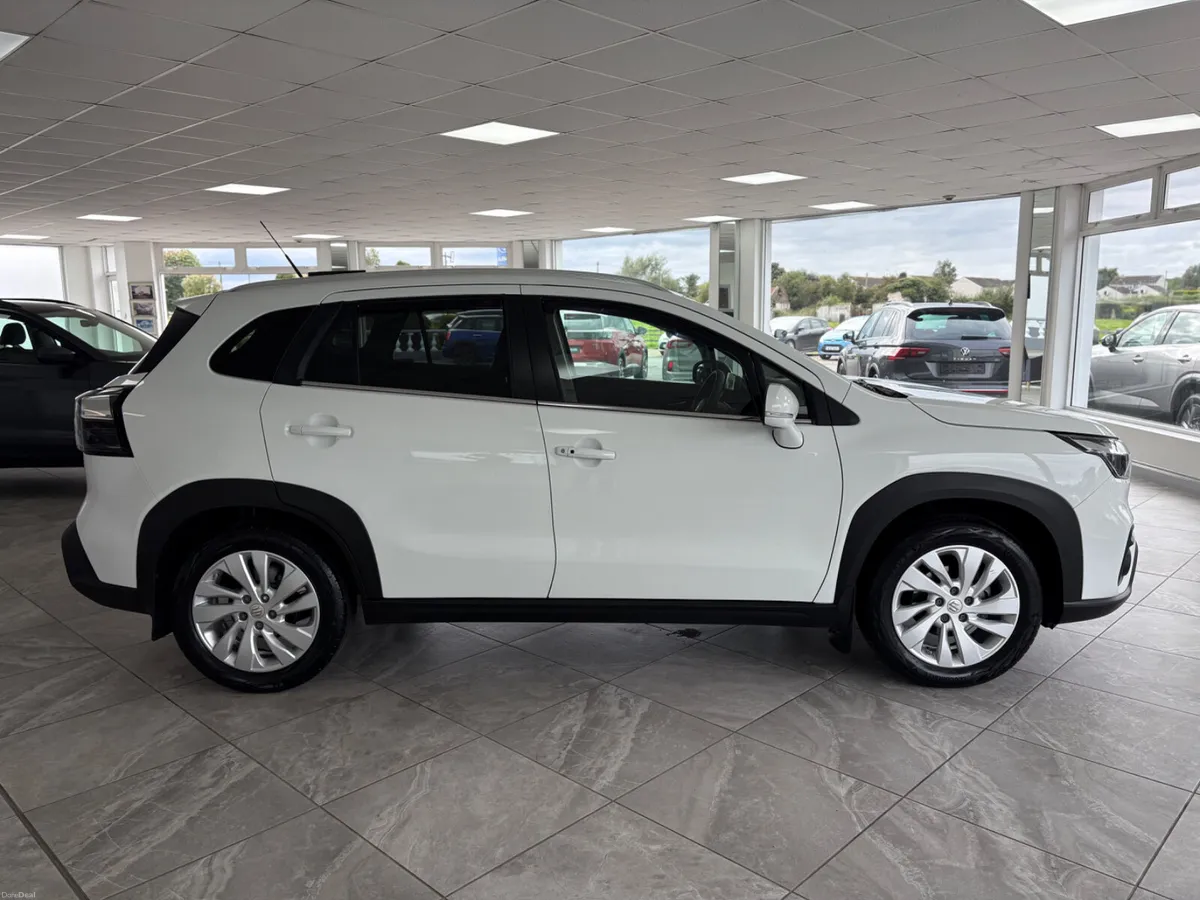 2023 Suzuki S-CROSS Motion 1.5L Petrol Hybrid Auto - Image 5