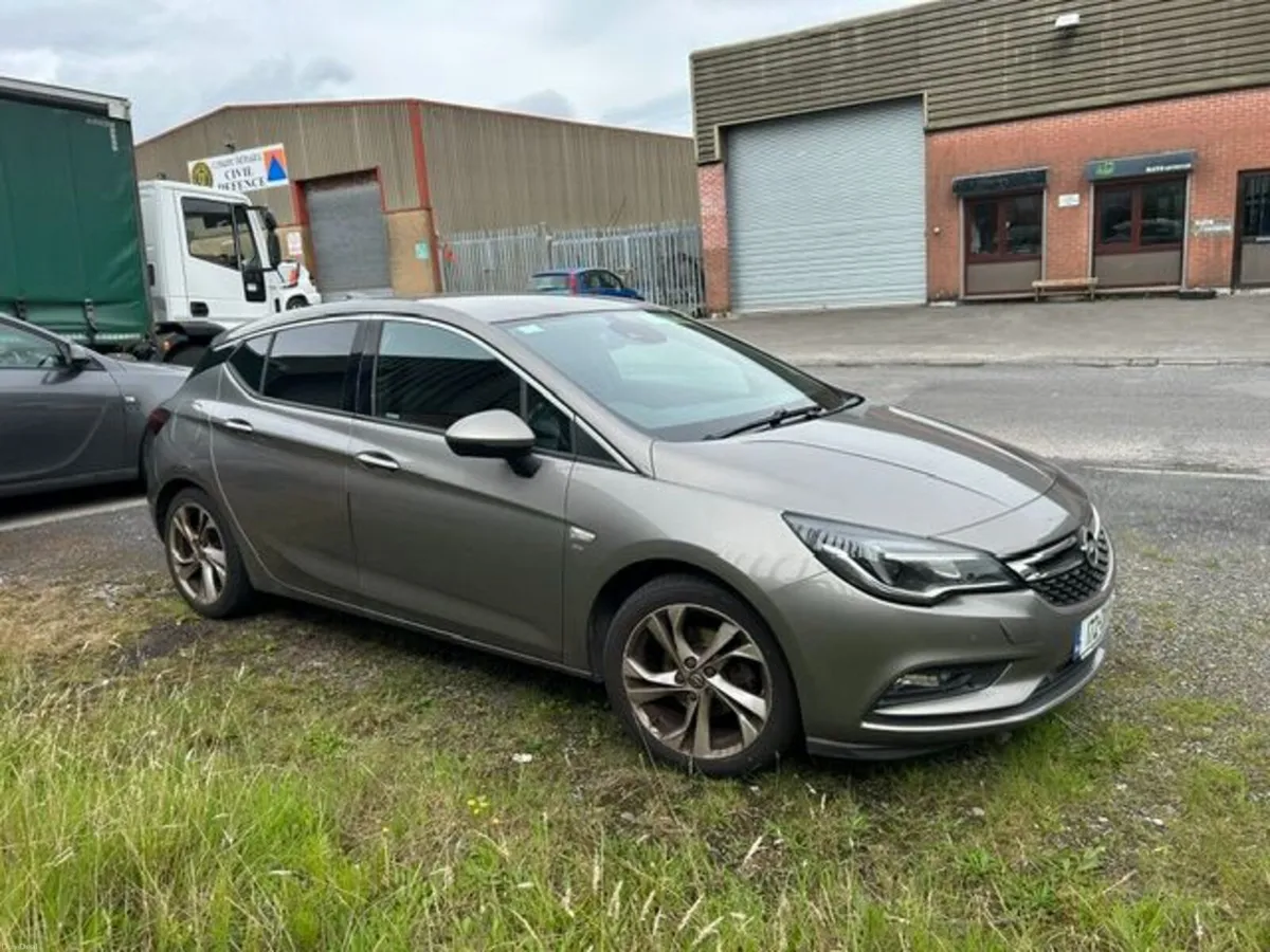 Opel Astra 2017 - Image 6