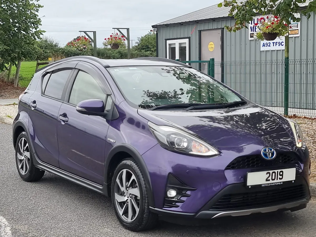 2019 TOYOTA AQUA HYBRID AUTO 1YR WARRANTY€12,900 - Image 1
