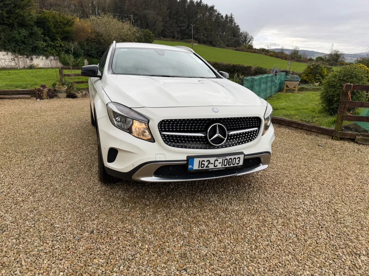 Mercedes-Benz GLA 2.1 D Automatic 2016 - Image 2
