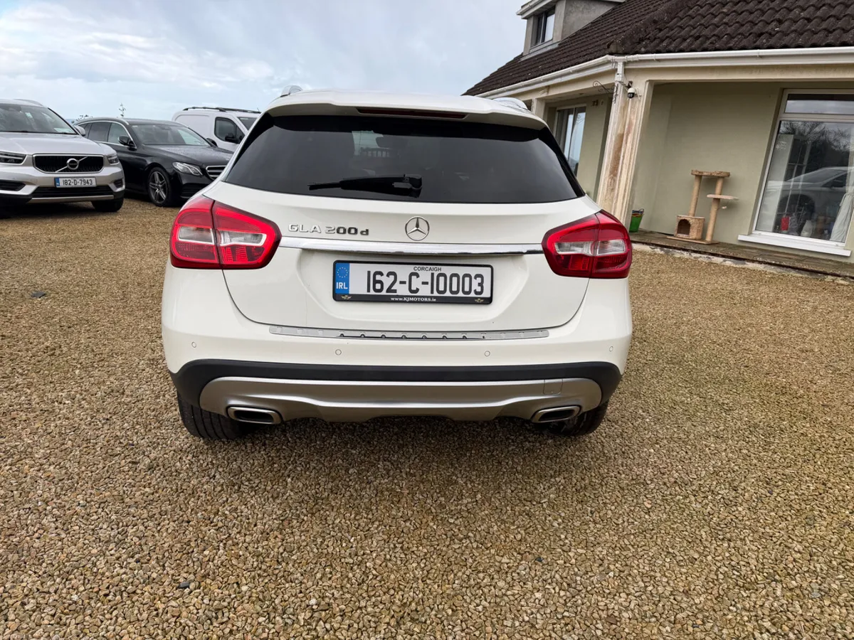 Mercedes-Benz GLA 2.1 D Automatic 2016 - Image 6