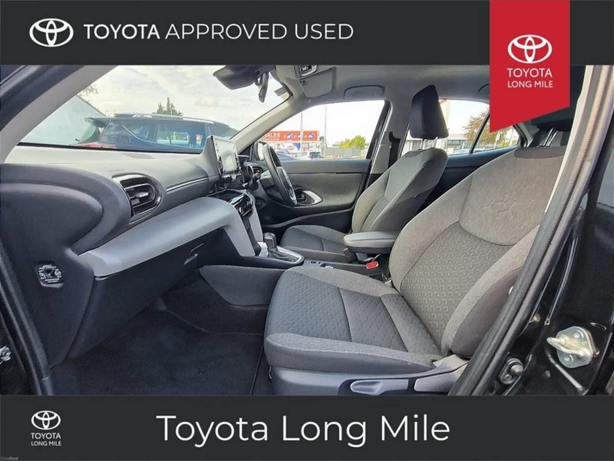 Toyota Yaris Cross 1.5 Hybrid Luna 5dr - Image 6