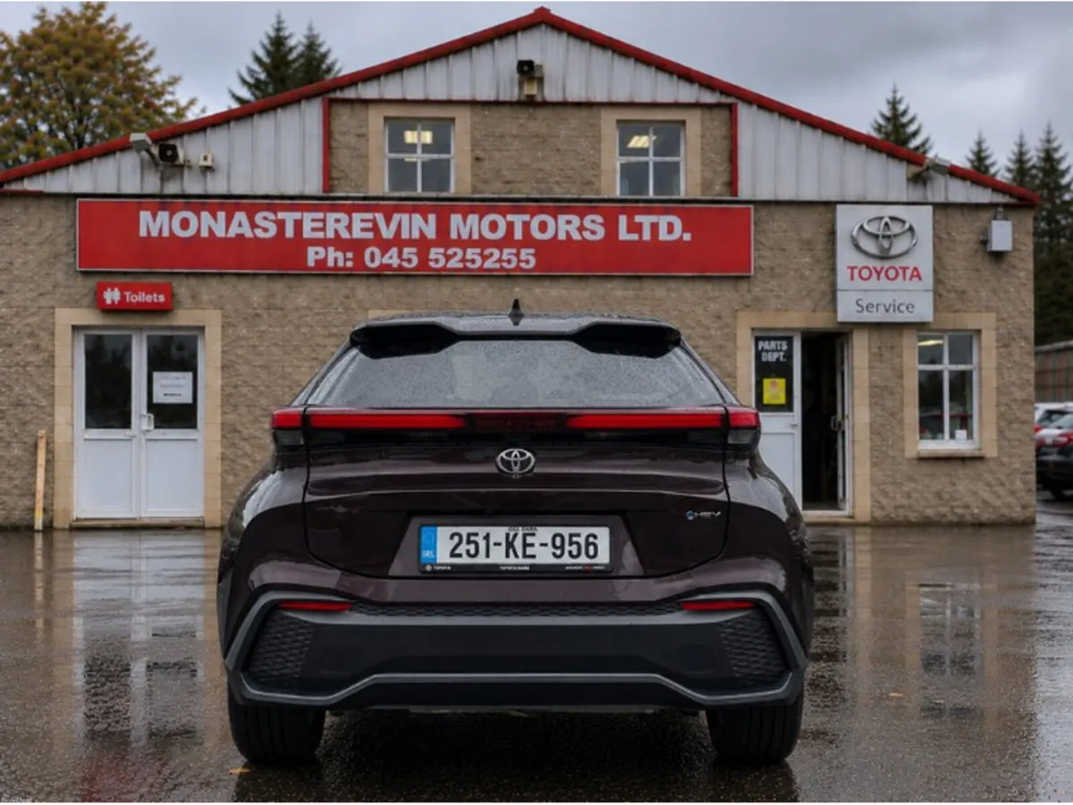 Toyota C-HR *ORIGINAL IRISH CAR*   HEV SPORT - Image 4