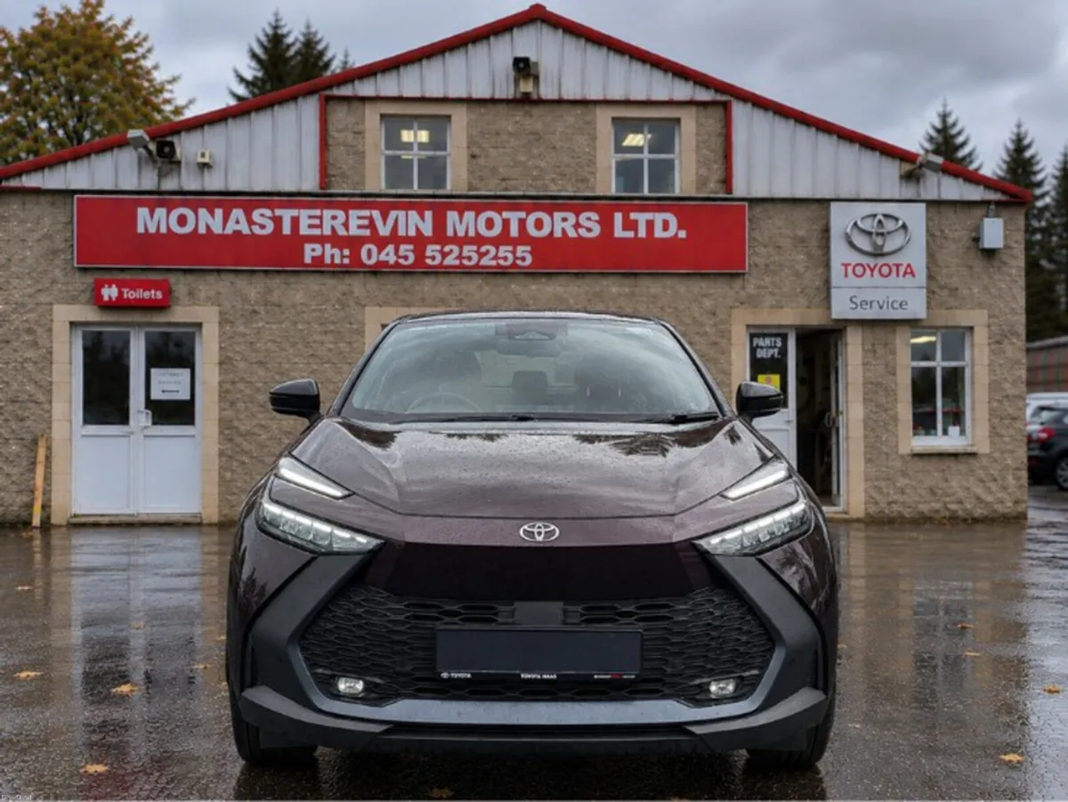 Toyota C-HR *ORIGINAL IRISH CAR*   HEV SPORT - Image 5