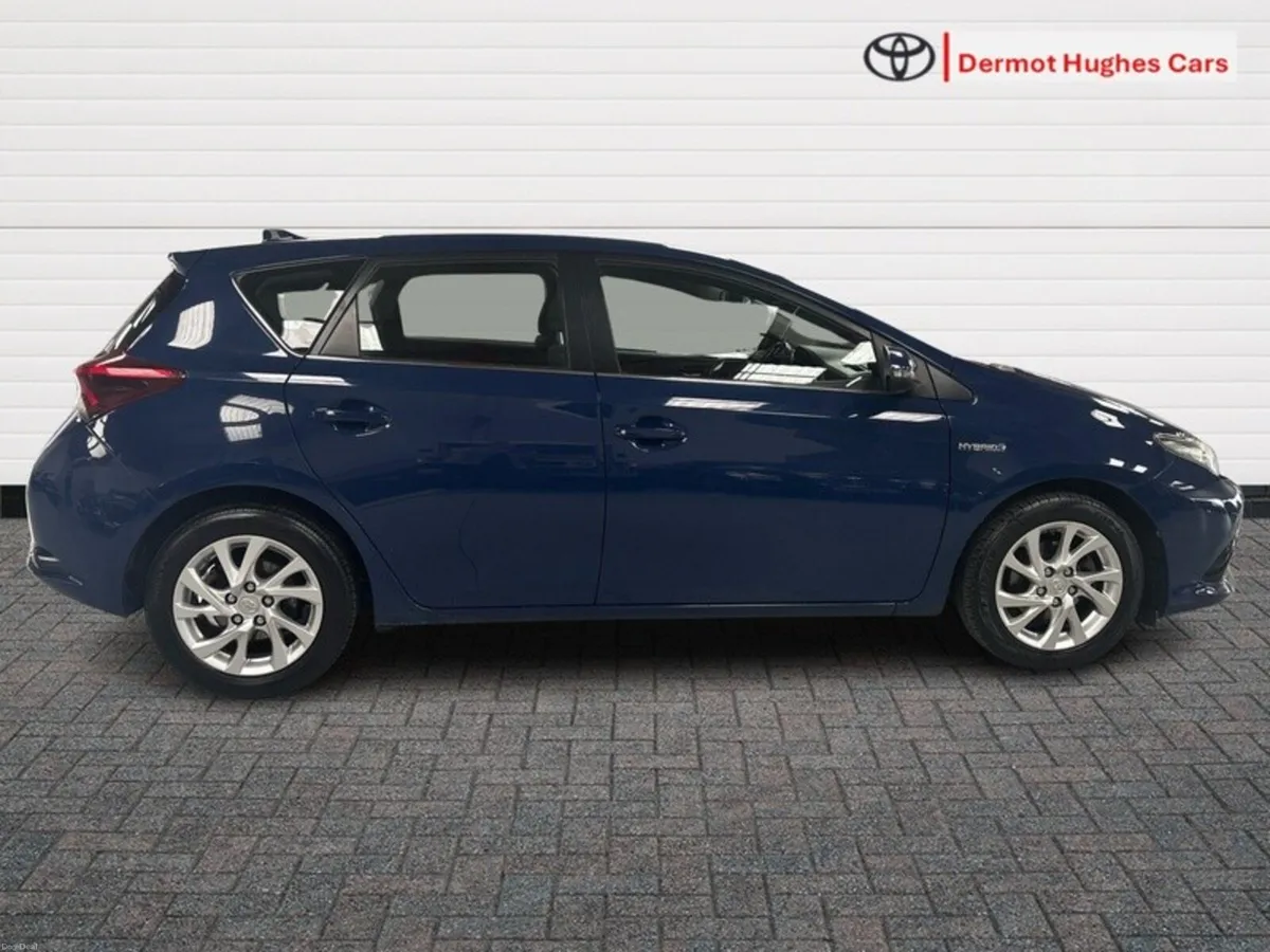 Toyota Auris 1.8 VVT-I HSD TSS BUSINESS EDITION 5D - Image 3