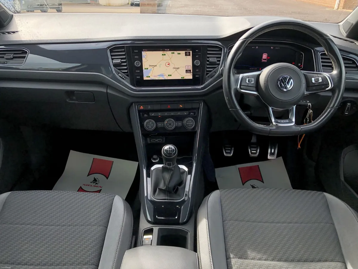 2019 Volkswagen T-Roc 1.6 TDI R-Line - Image 2
