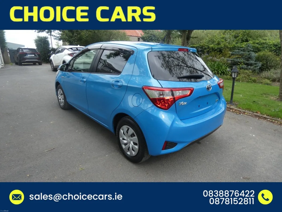 Toyota Yaris 1.5 AUTO HYBRID [VITZ] - Image 4