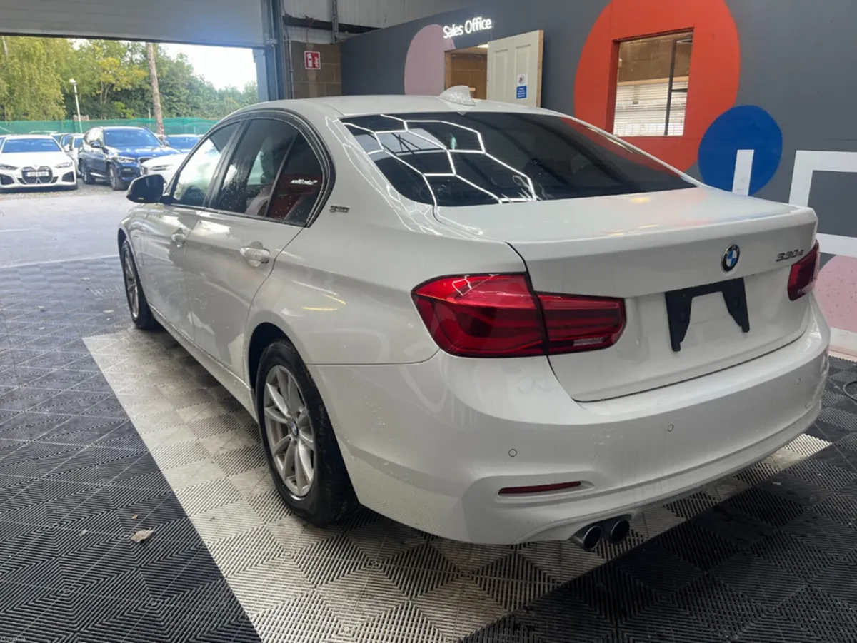BMW 3-Series 2016 BMW 3 330E 2.0 AUTOMATIC / CRUIS - Image 5