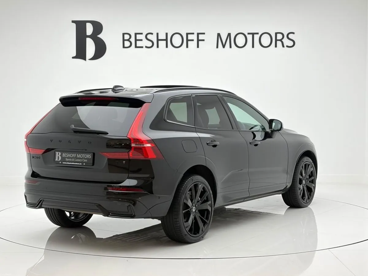 Volvo XC60 T6 PLUS BLACK EDITION AWD=PAN ROOF//LOW - Image 5
