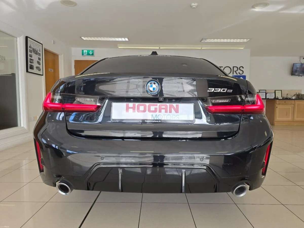 BMW 3-Series 330e M Sport PHEV Automatic Saloon - Image 5