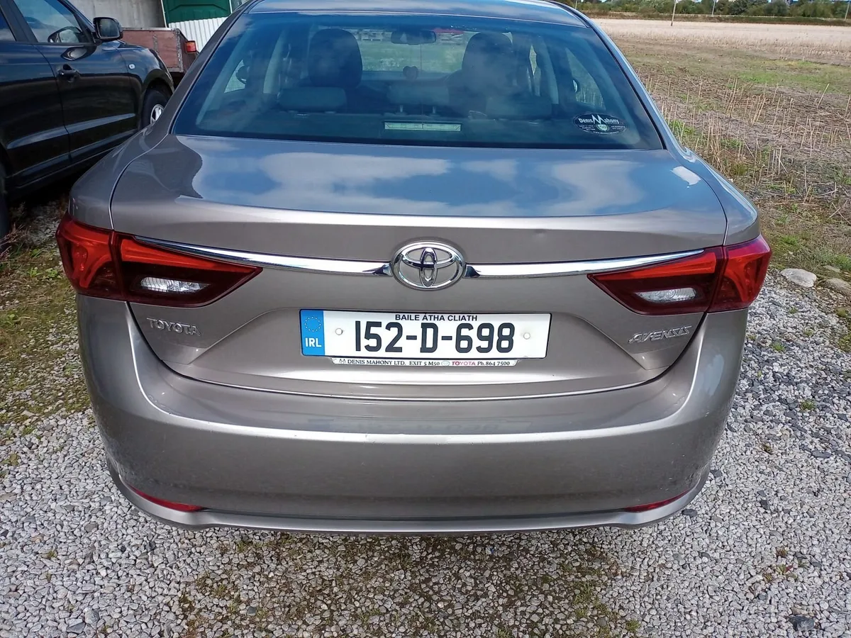 Toyota Avensis - Image 2