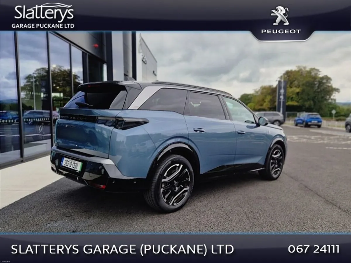 Peugeot 5008 BEV 73kwh 210hp GT - Image 3