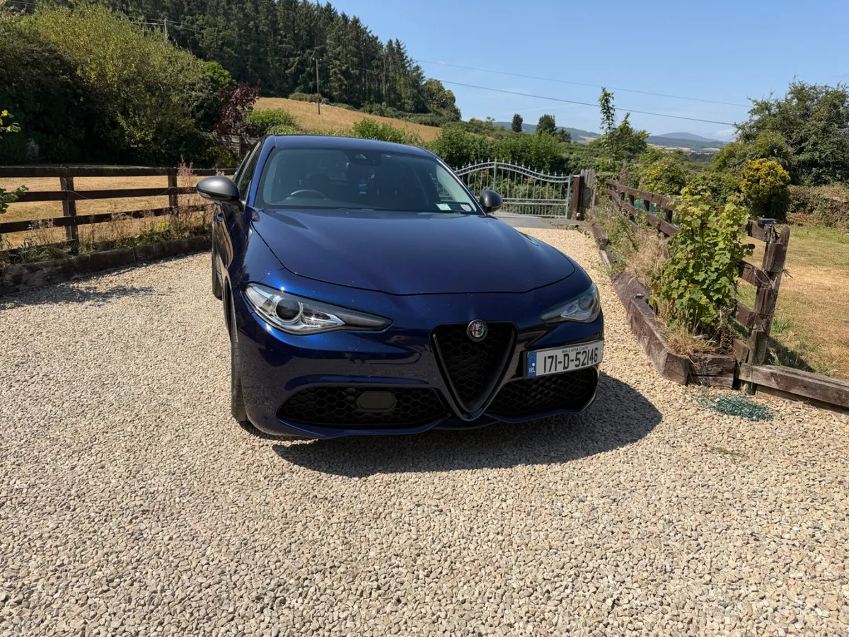 Alfa Romeo Giulia 2017 2.0 D Automatic - Image 4