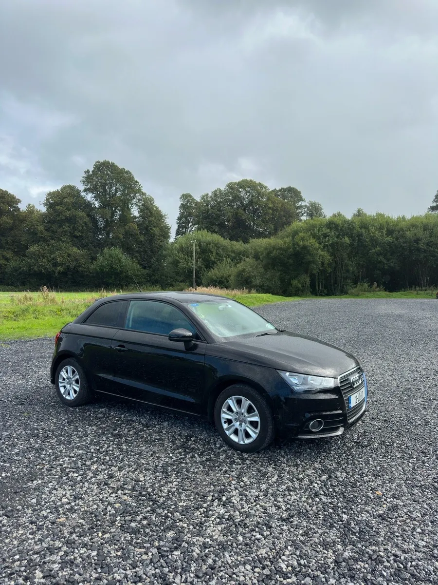Audi A1 2012 1.6 TDI - Image 2