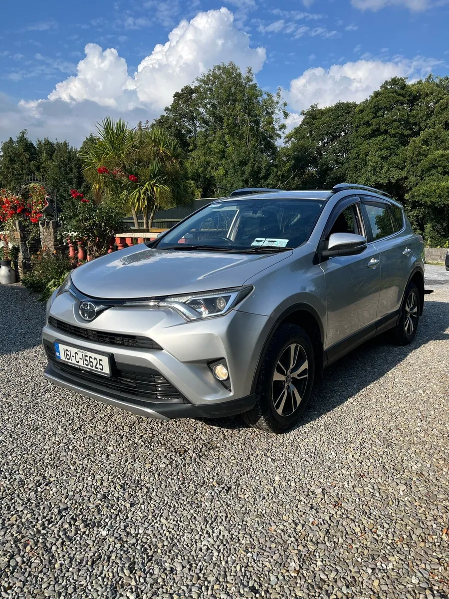 Toyota Rav 4 - Image 4