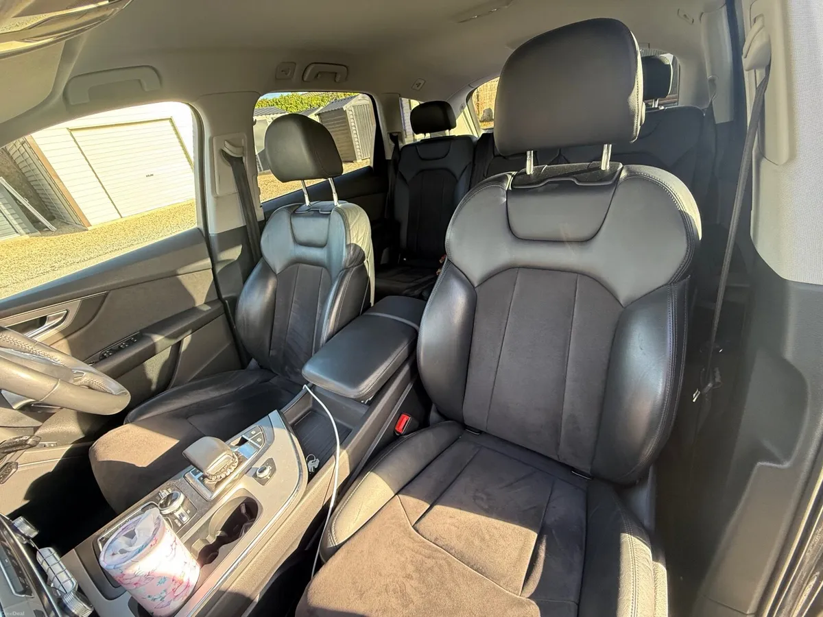 Audi Q7 2018 - Image 5