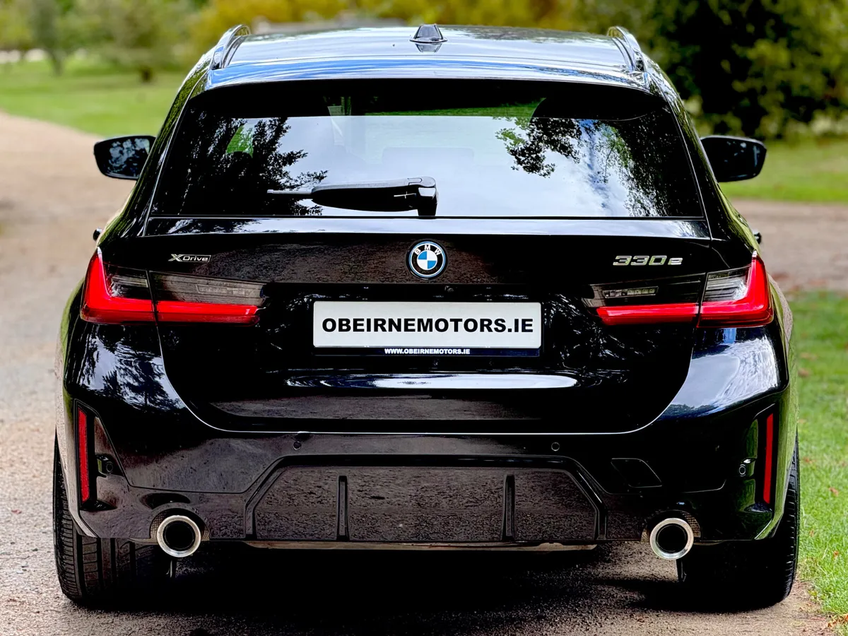 LCI 330E MSPORT X-DRIVE TOURING - Image 3
