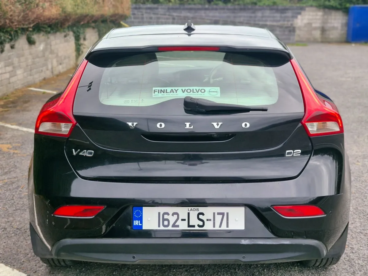 Volvo V40 Diesel - Image 4