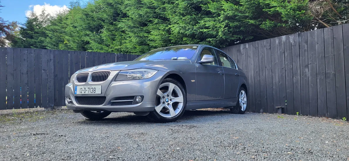 12 BMW 318D.. LOW KM.. CREAM LEATHER.. F/S/H - Image 1