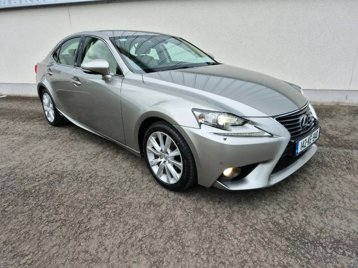 LEXUS IS300H**ONLY 50,000mls**LIKE NEW** - Image 2