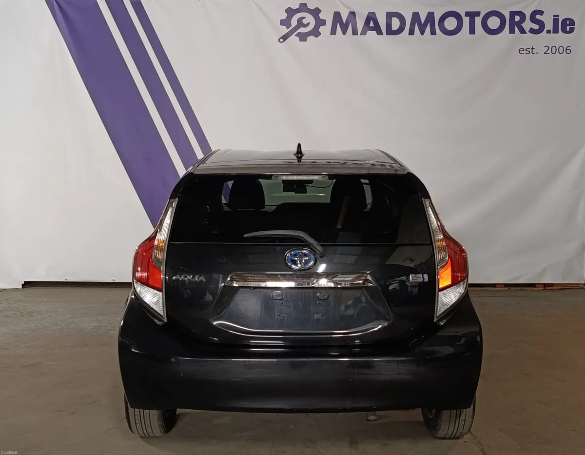 161 Toyota Aqua 1.5 SELF CHARGING HYBIRD Auto - Image 6