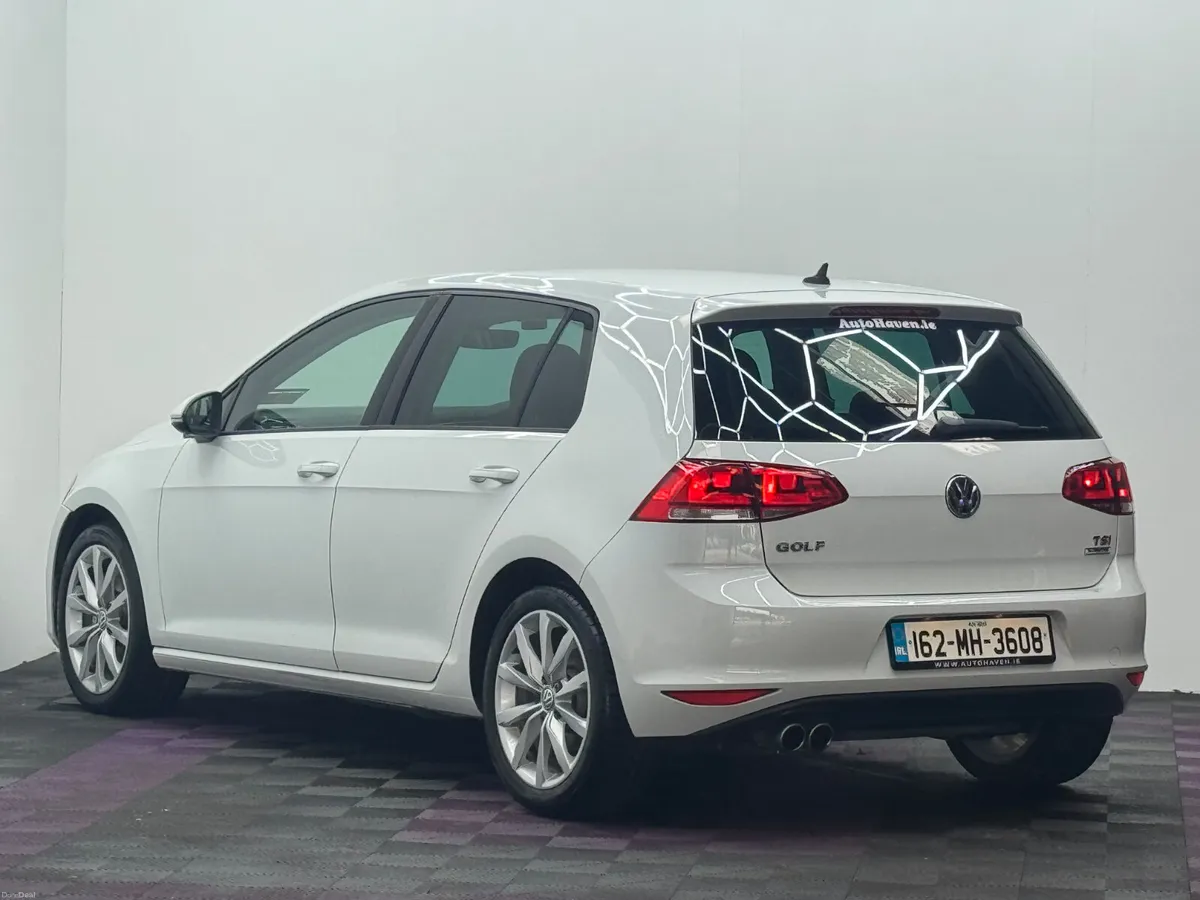 2016 Volkswagen Golf 1.4TSI Highline, Automatic - Image 4