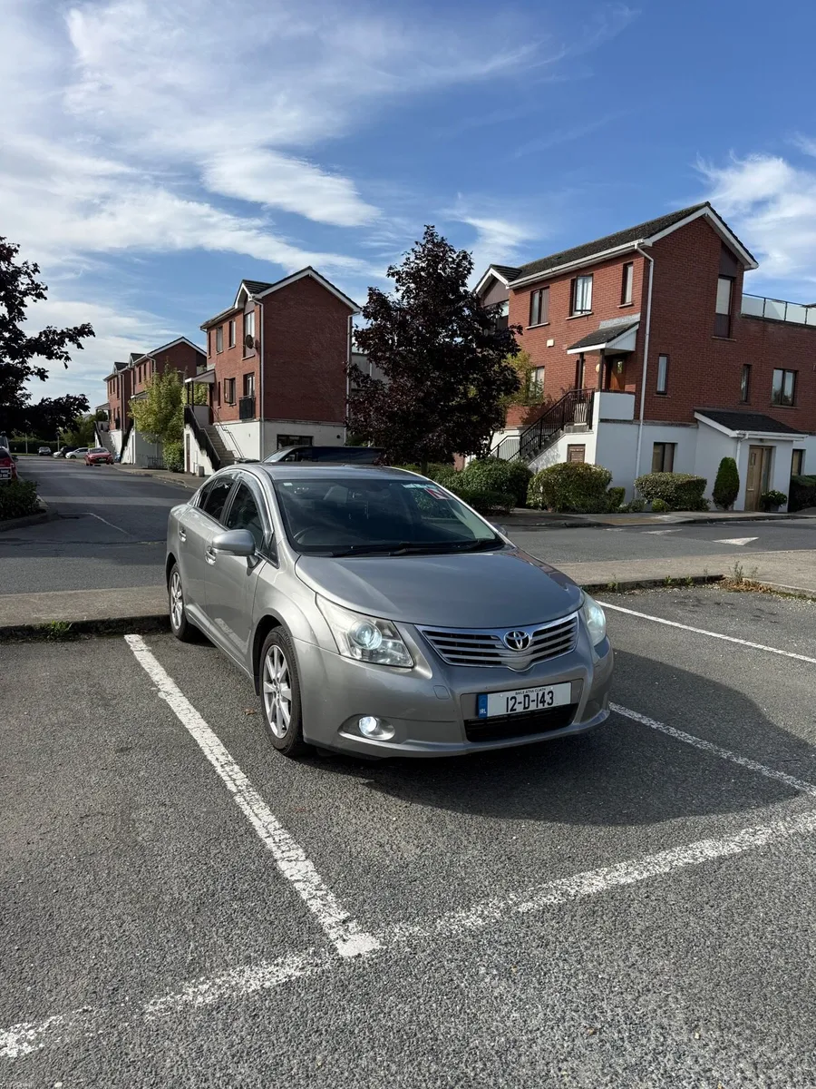Toyota Avensis - Image 1