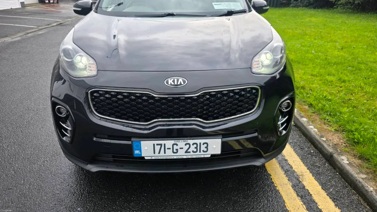 2017 Kia Sportage Leather interior NCT Tax - Image 2