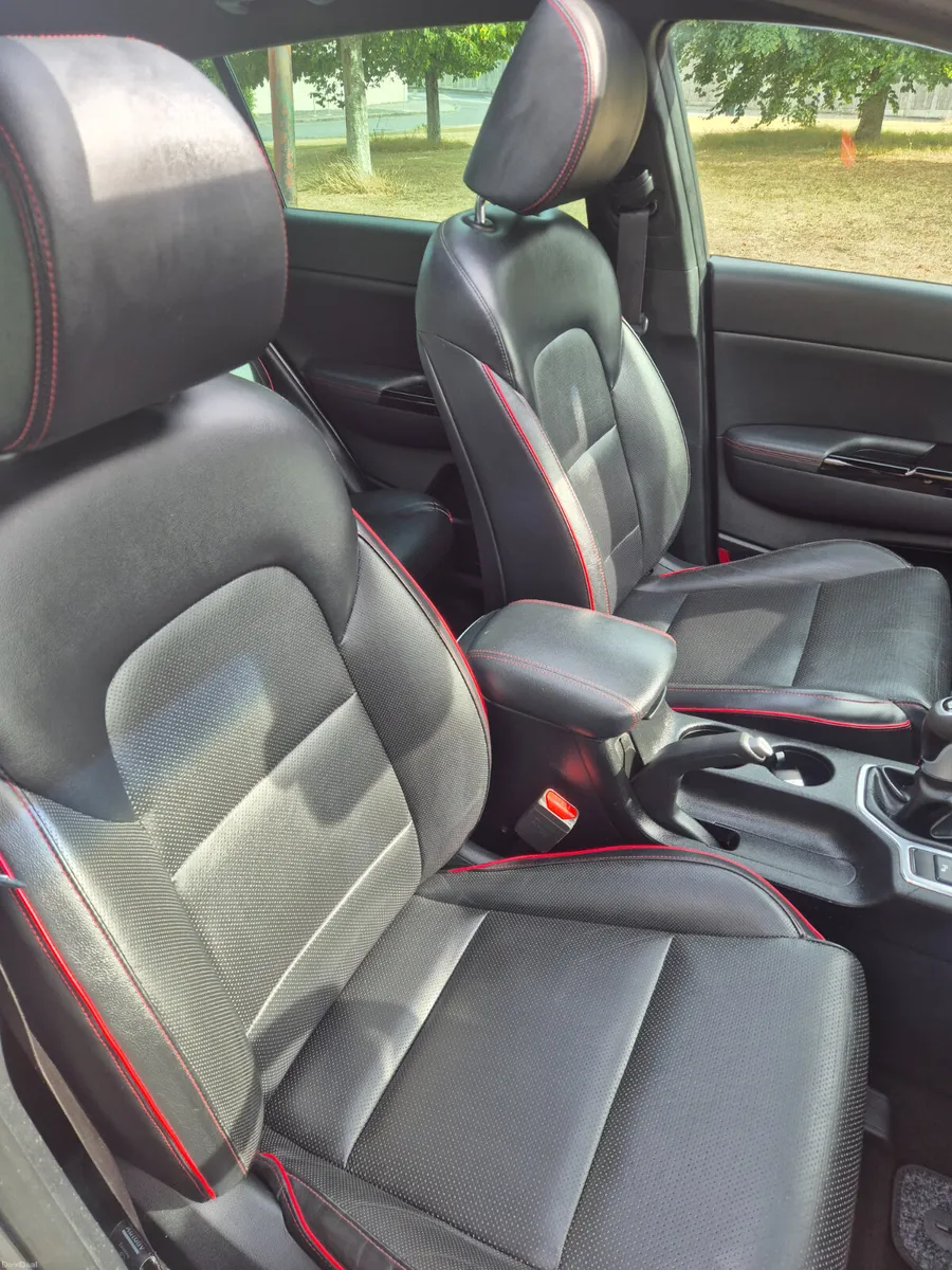 KIA SPORTAGE 2020 GT LINE MUST SEE - Image 5