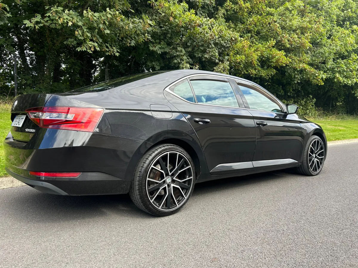 Skoda Superb 2017 AUTOMATIC (NCT 02/27 TAX 11/26) - Image 2