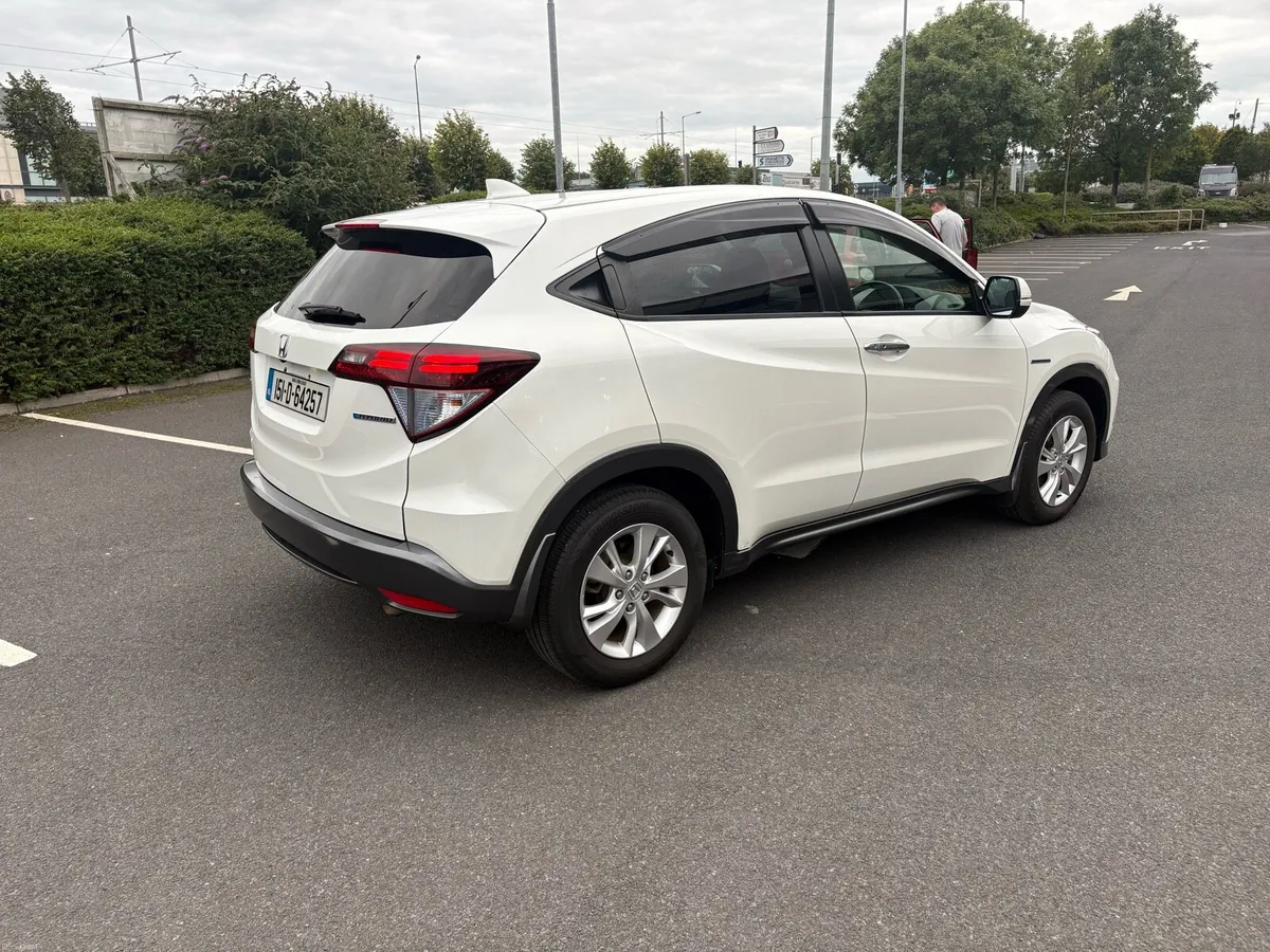 Honda vezel - Image 3